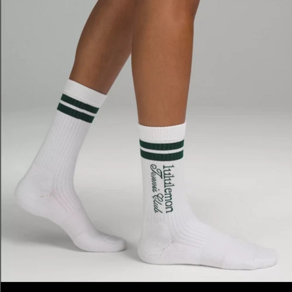 Lululemon tennis club striped crew socks men’s L shoe 9.5-12